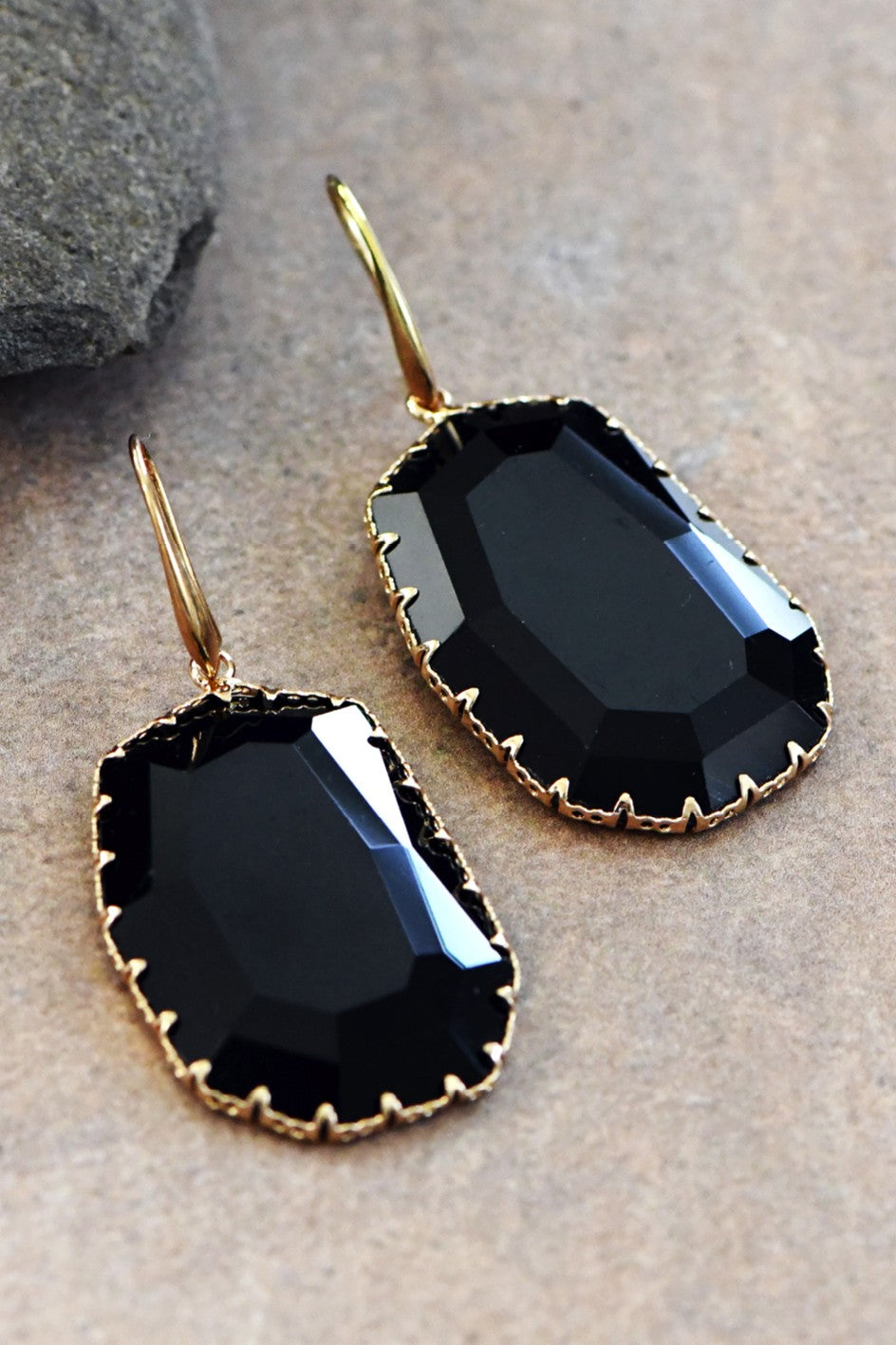 Black Glass Drop Earrings
