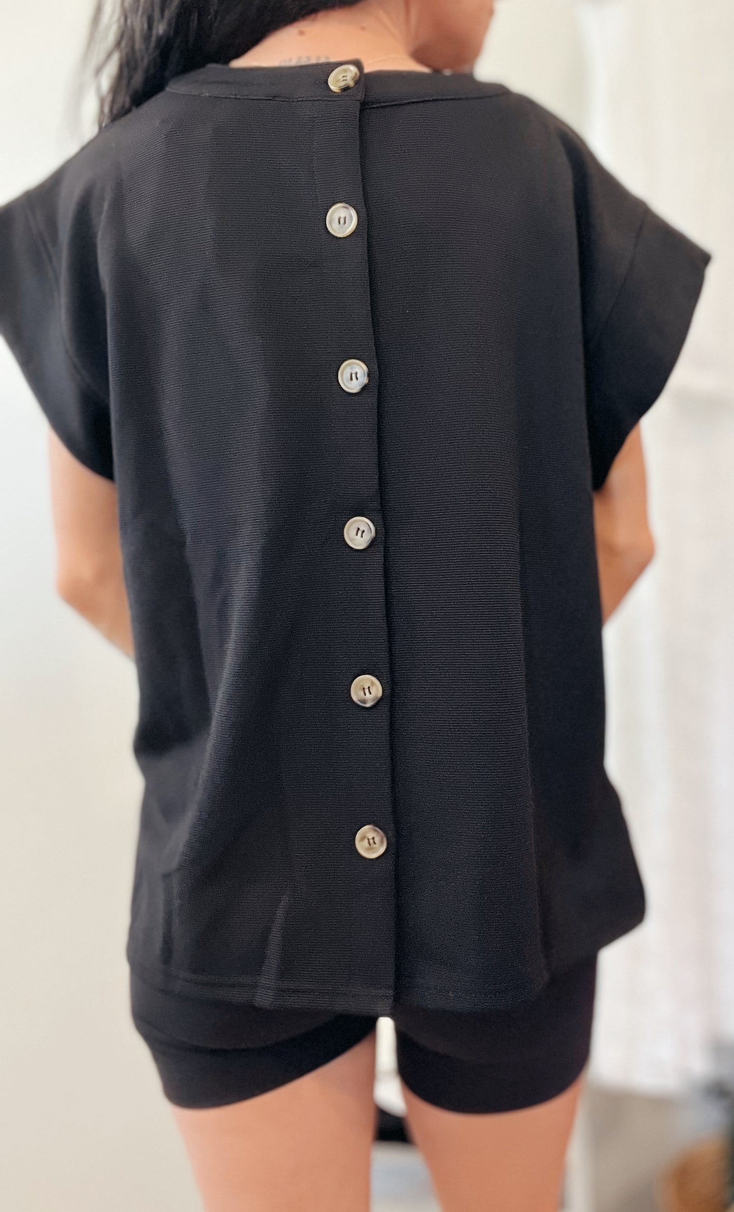 Entro Button Back Top
