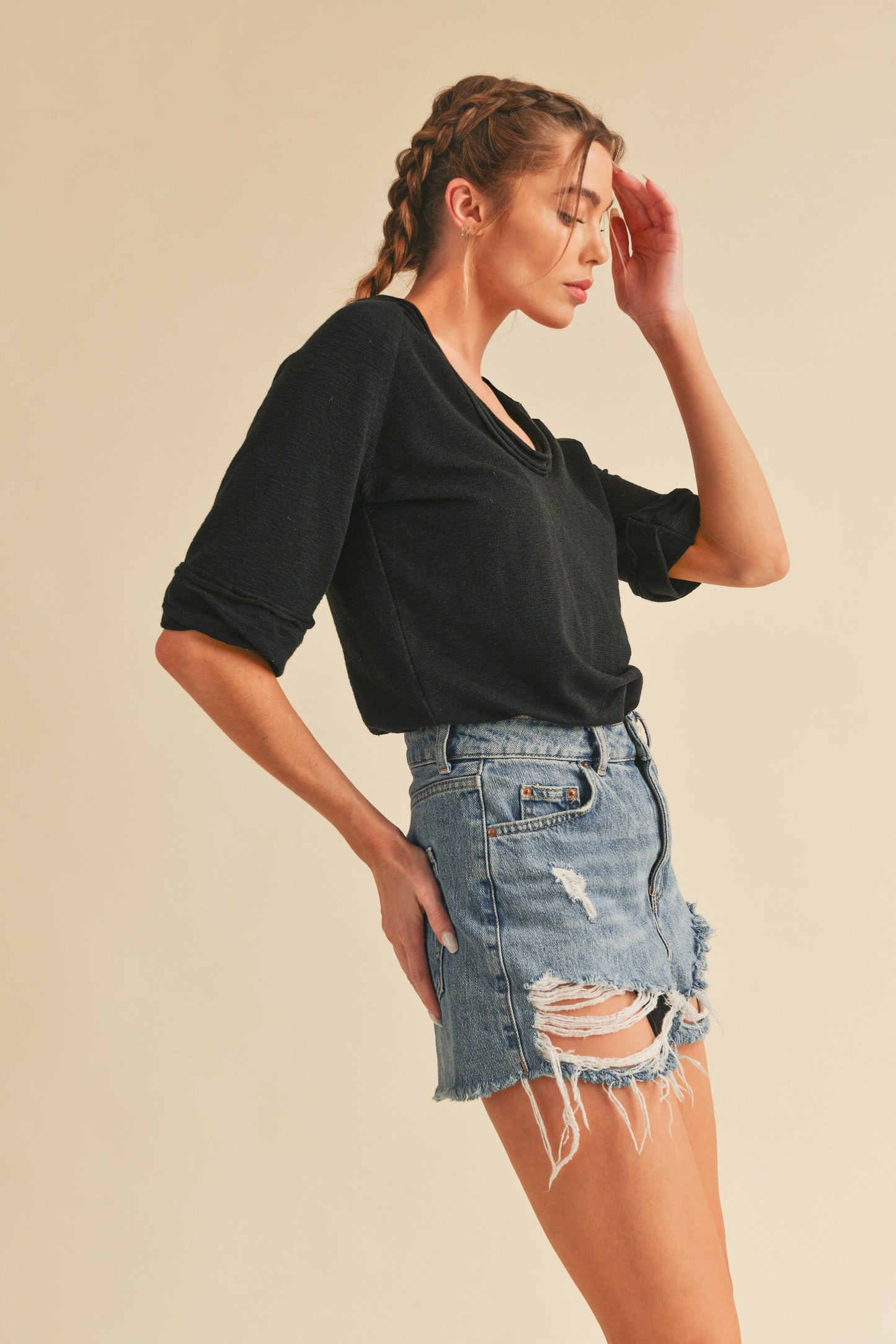 Giana V neck Tee
