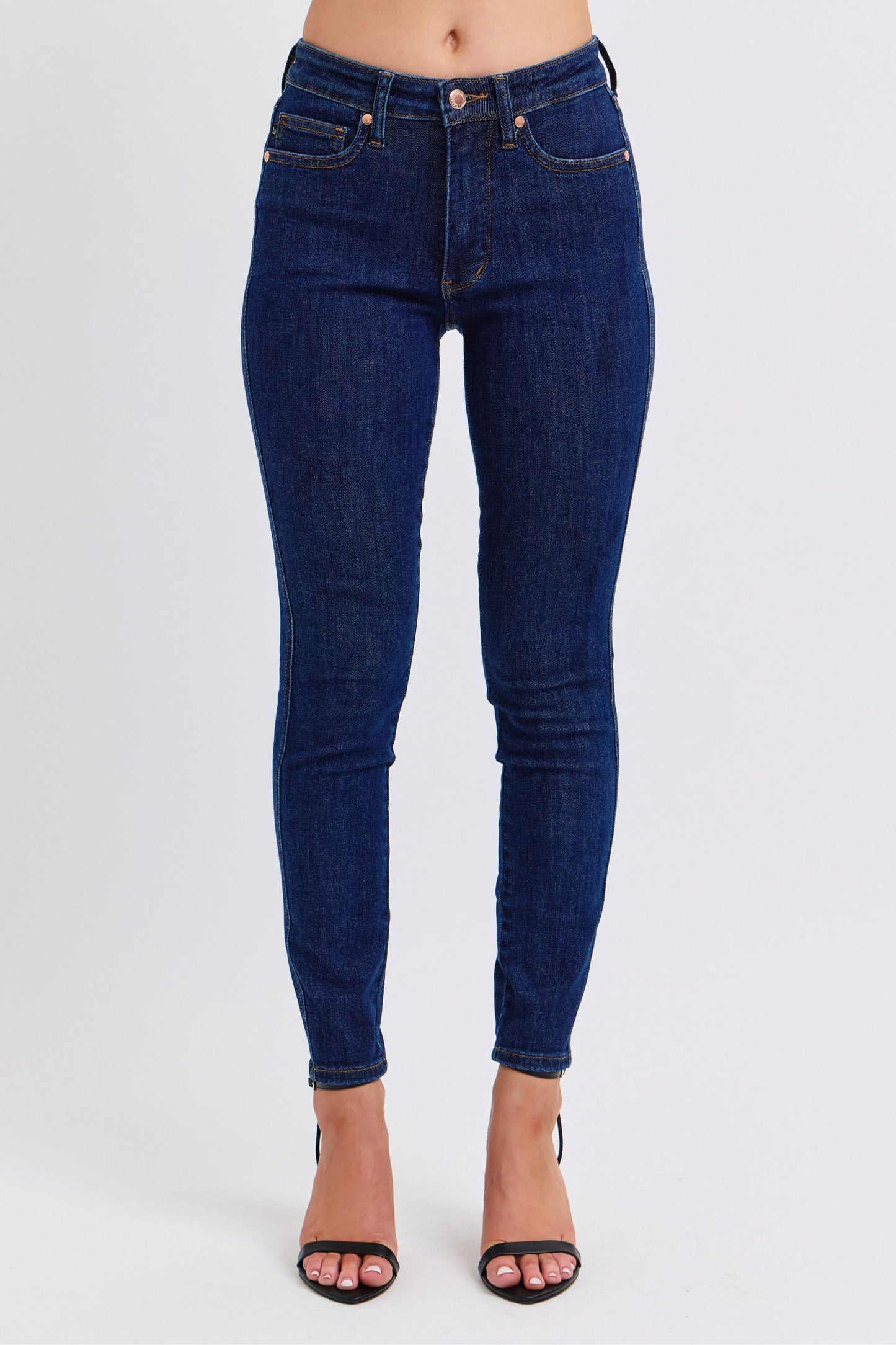 Judy Blue Mid Rise Skinny Jeans