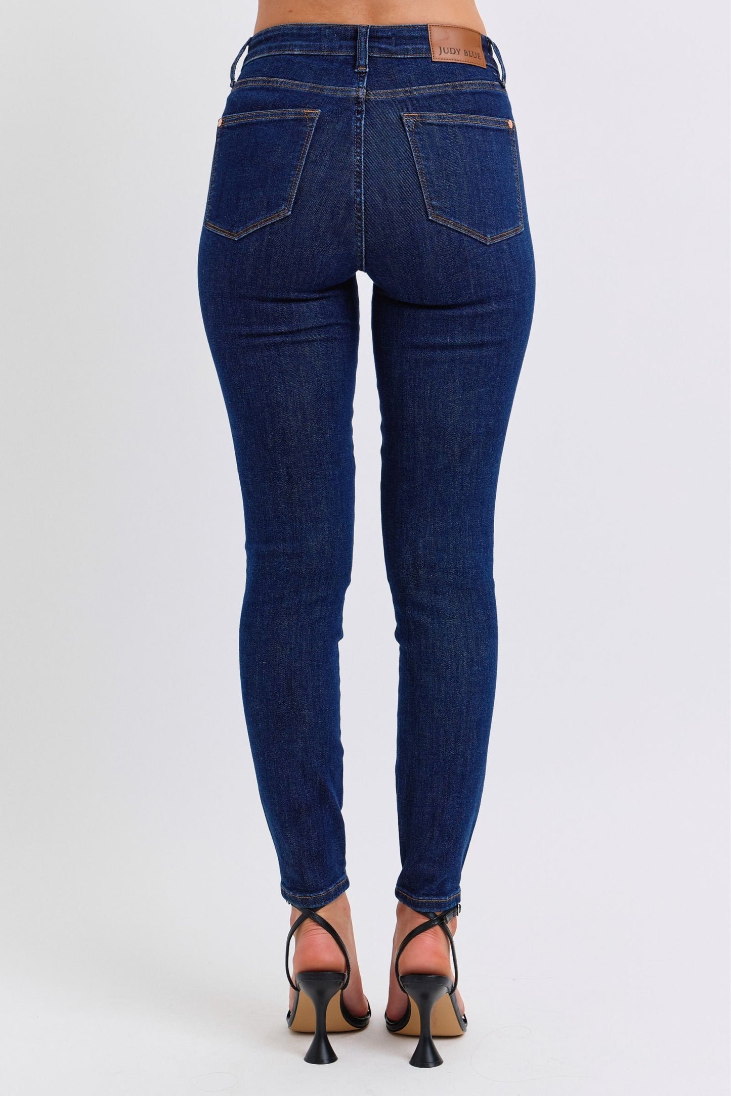 Judy Blue Mid Rise Skinny Jeans