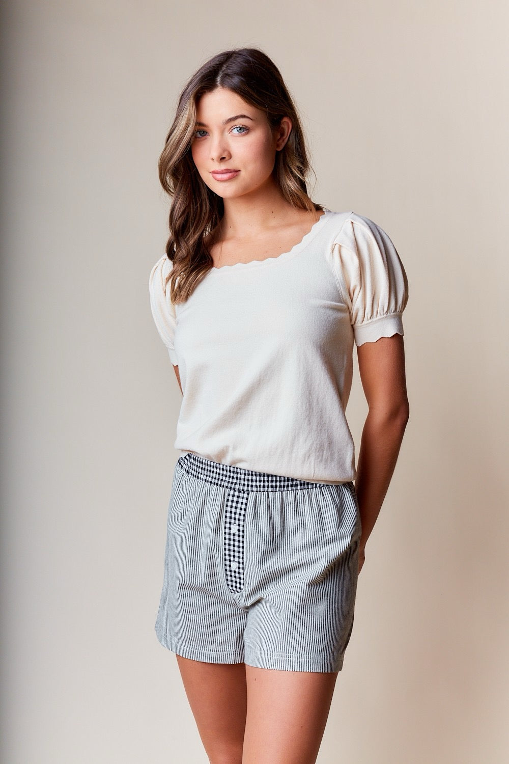 Scallop Puff Sleeve Sweater Top