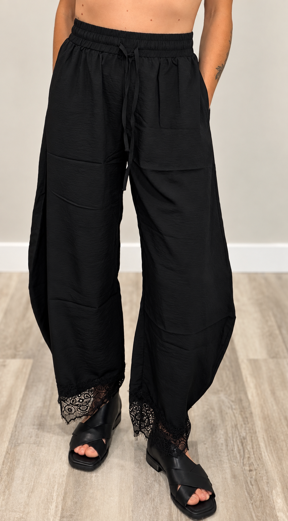Lace Hem Barrel Pants