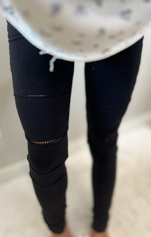 Net Back Slit Leggings