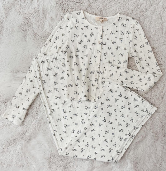 Ditzy Floral Lounge Set