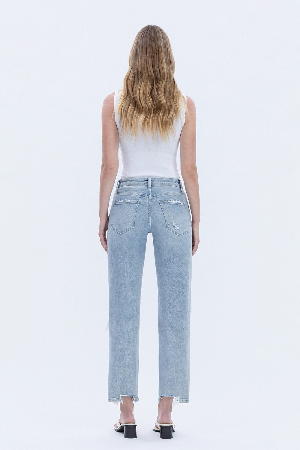 Vervet Distressed 90’s Denim