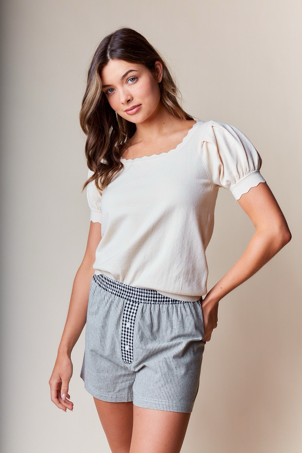Scallop Puff Sleeve Sweater Top